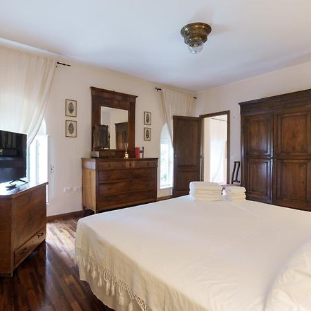 Вилла Massimago Wine Relais Mezzane di Sotto Экстерьер фото